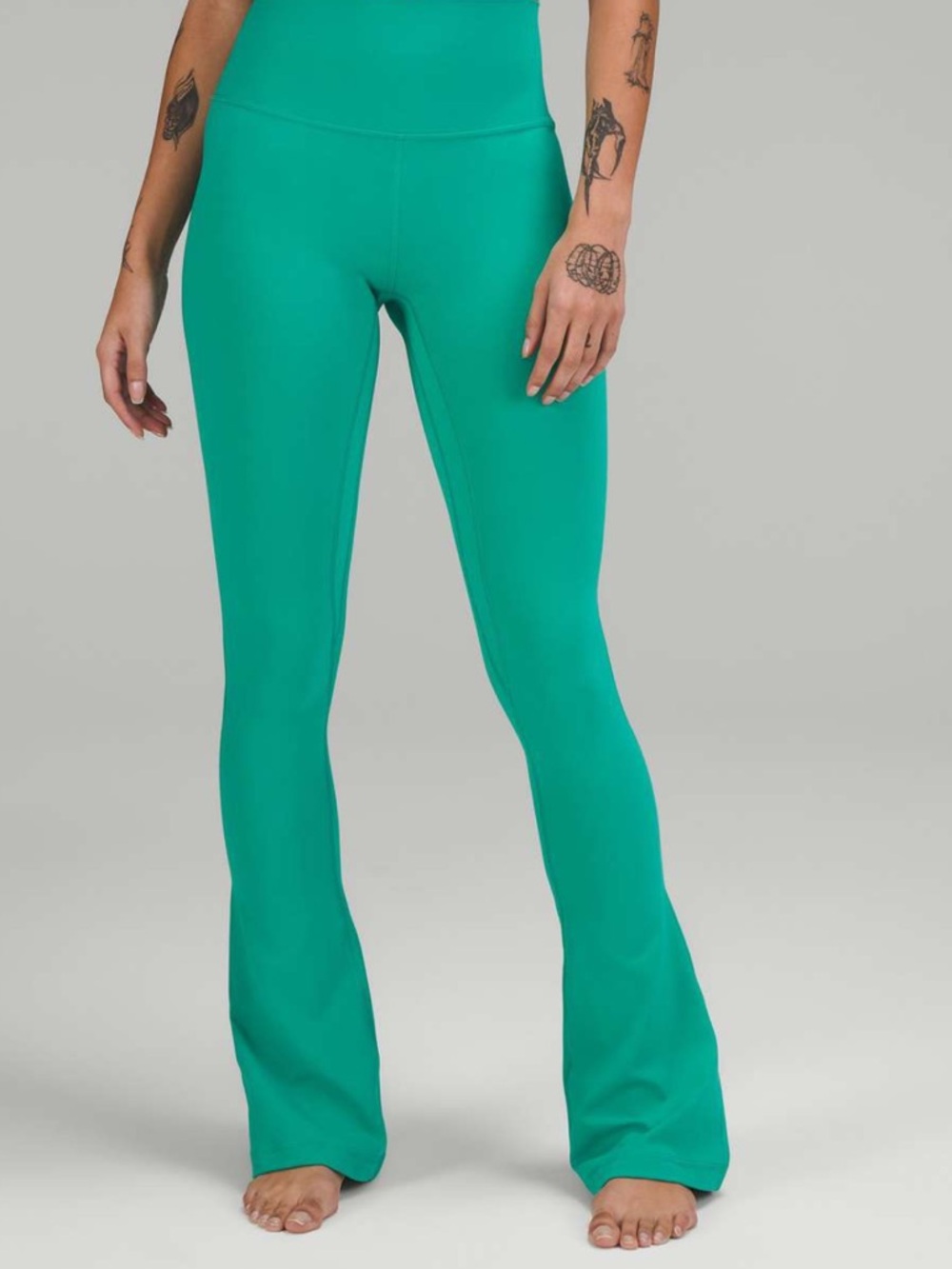 Lululemon Align HR Mini Flare Pant 25” in shade “Maldives Green”